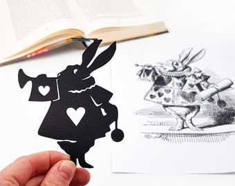 Bookmark Alice in Wonderland The Rabbit, Small Bookish Personalized Gift for Avid Readers, Alice Reading Bookclub Party Favors.