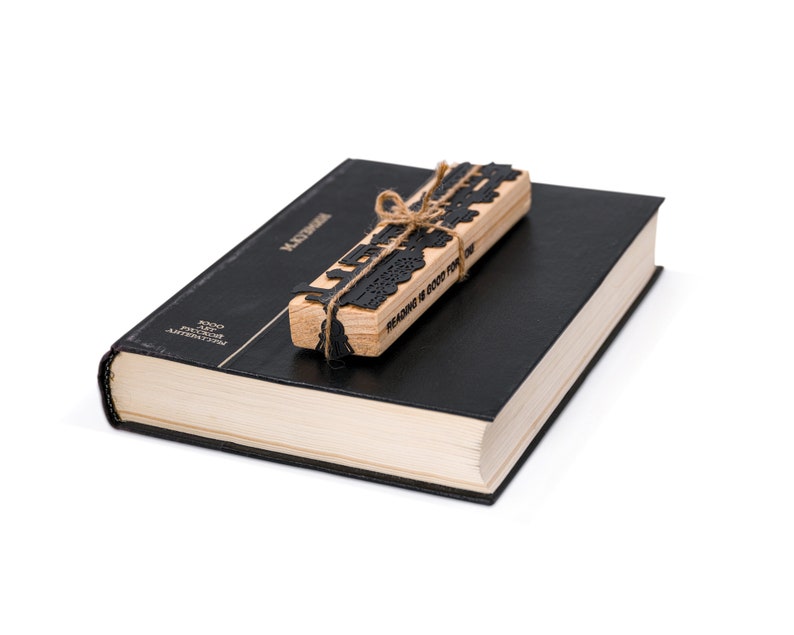 Bookmark for travel journal Reading Train- Coolbookmark.