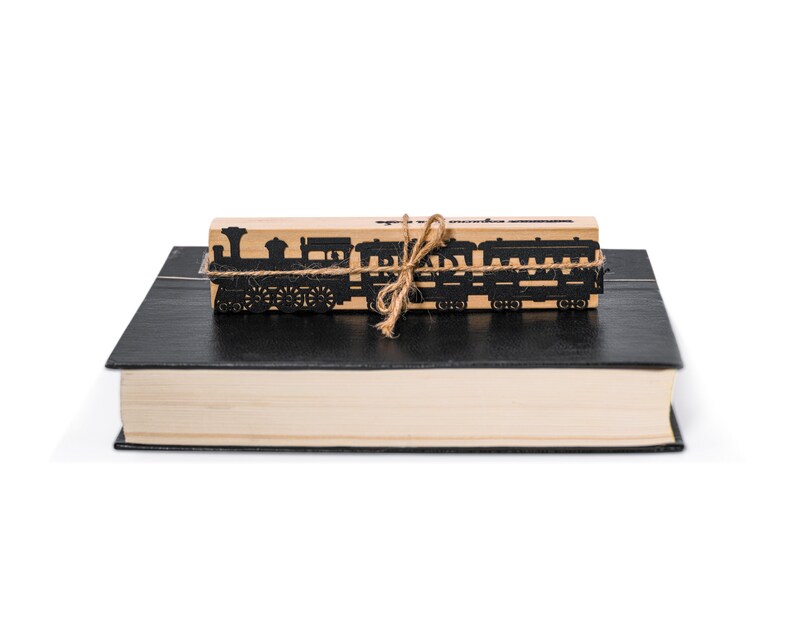 Bookmark for travel journal Reading Train- Coolbookmark.