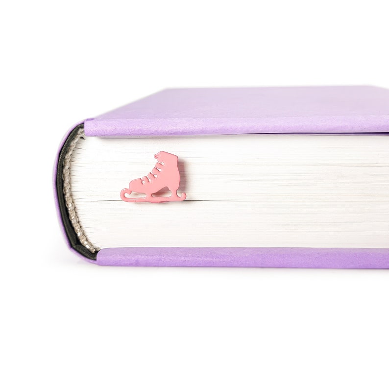 Pink bookmark Iceskates - Coolbookmark