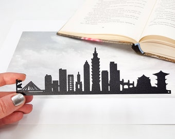 Bookmark Taipei, Small Bookish Gift for Taipei Fans, Avid Readers, Stocking Filler for Taiwan fans.