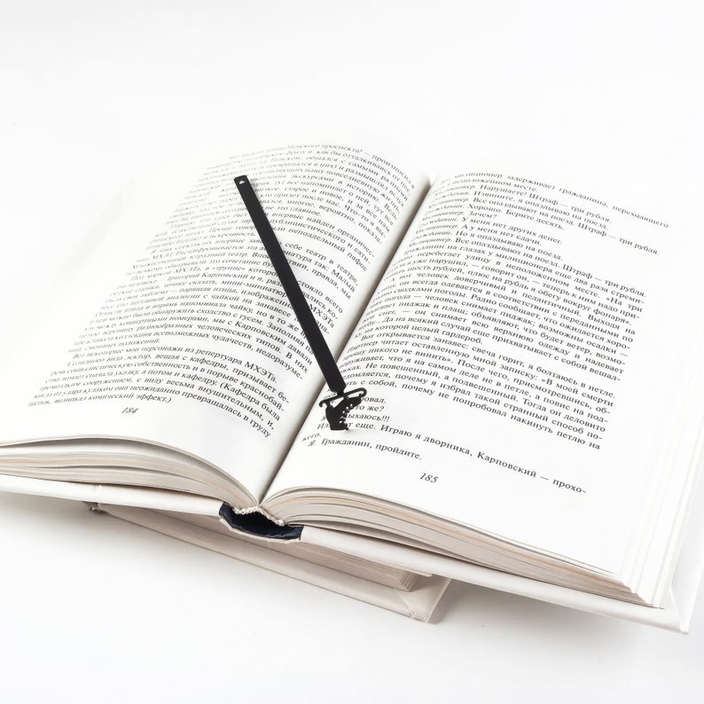 Black bookmark Iceskates - Coolbookmark