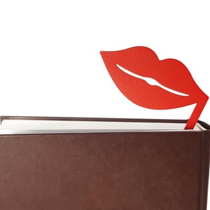 Red Lips Bookmark: Romantic Metal Bookish Gift