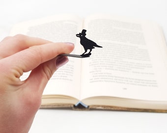 Bookmark Raven in High Hat, Small Personalized Bookish Gift for Avid Readers, Dark Academia Admirers, Mystery reading bookclub party favors.