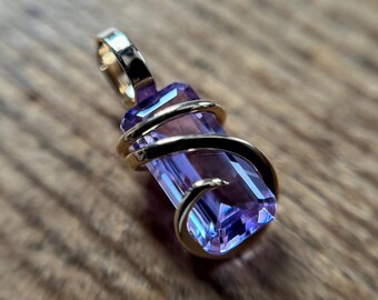 Mt St Helens obsidianite in 14k gold pendant
