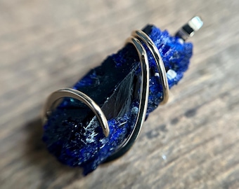 Azurite crystal in 14k gold pendant