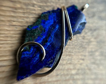 Azurite slice in 14k gold pendant