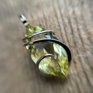 Faceted lemon quartz in 14k gold pendant