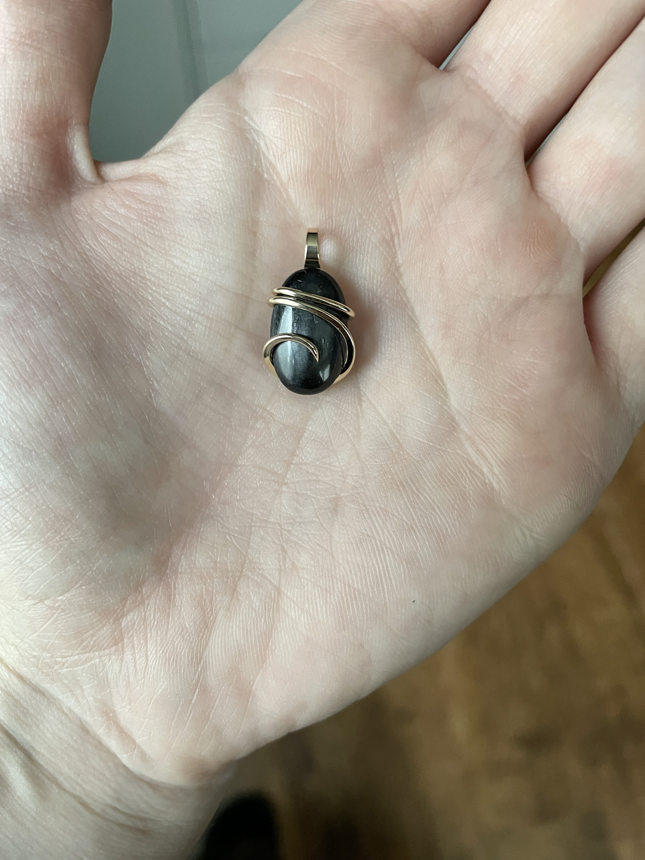 14Kゴールドペンダントのブラックスターダイオプサイト - Etsy 日本