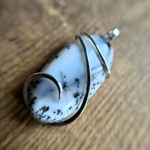 Dendritic agate in sterling silver pendant