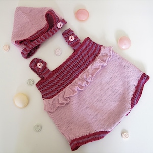 Handgestrickter Baby Mädchen Rosa Baumwoll Strampler mit Rüsche und Mütze - Versandfertig!
