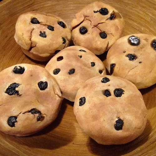 Faux muffins aux bleuets (6) - Faux muffins aux bleuets/faux muffins primitifs/faux accessoires alimentaires/faux produits de boulangerie/muffins de la ferme
