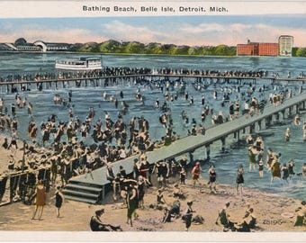 Belle Isle Bathing Beach Detroit Michigan Vintage Postcard 1920s (unused)