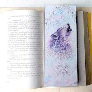 wolf bookmark, winter bookmark, printed wolf bookmark, wolf lover gift, book lover gift, nature bookmark, season bookmark, book accessory
