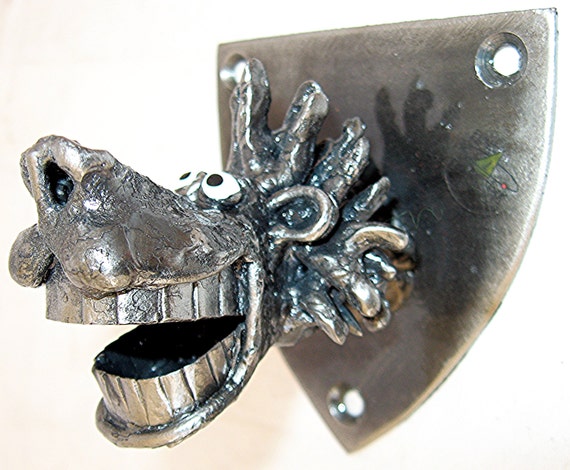 Metal Wall Mount Animal Skull Bottle Opener Metal Wall Mount Animal Skull Bottle Opener