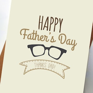 Glücklicher Vatertag dank Papa Brille Karte | Glückliche Vatertagskarte, Vatertagskarte, Papa mit Brille, Dank Papa Karte, beste Papa