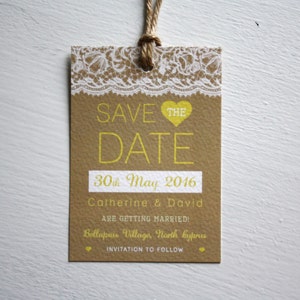 Rustikale Spitze Save the Date mit Twine Detail und Briefumschlägen | Save the Date Tag, Editierbare Farben, Kraft Hochzeit, Spitzenhochzeit, rustikale Hochzeit