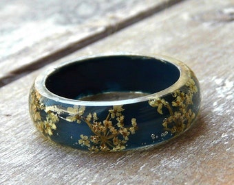 Pressed flowers resin ring, eco friendly botanical jewelry, recycled gift, 30% off shipping cost