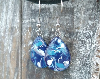 Blue white marbled earrings, with glass pendant painted on water, stainless steel jewelry, ocean jewelry