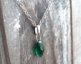 Green crystal drop pendant, minimalist jewelry, stainless steel necklace, made in Italy, 50% off shipping