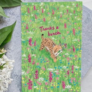 Niedliche Luchs im Feld der Wildblumen A6 Dankeskarte | Sommer Blumenstrauß 10x15 TY Karte | Elegante Blanko Blumengruß-Grußkarte mit Raubkatze