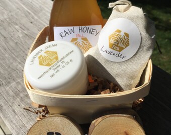 Rustic Roots Farm Gift Bag: Raw Honey, Lavender Cream, Personalized Magnet