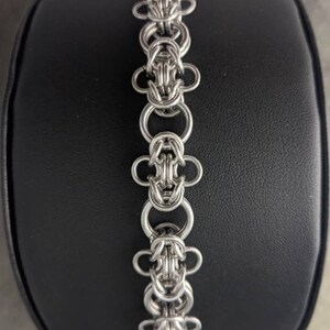 Crowned Byzantine Weave Chainmaille Bracelet