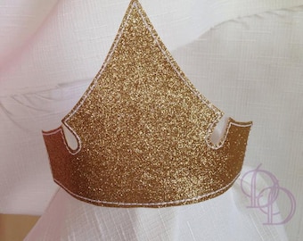 Beautiful Princess Plain Crown Embroidery ITH Design PDF Tutorial