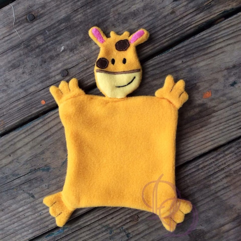 Giraffe Animal Blanket ITH Embroidery Design With PDF Tutorial Etsy