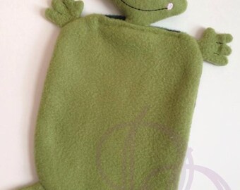 Turtle  Animal Blanket ITH Embroidery Design with PDF Tutorial