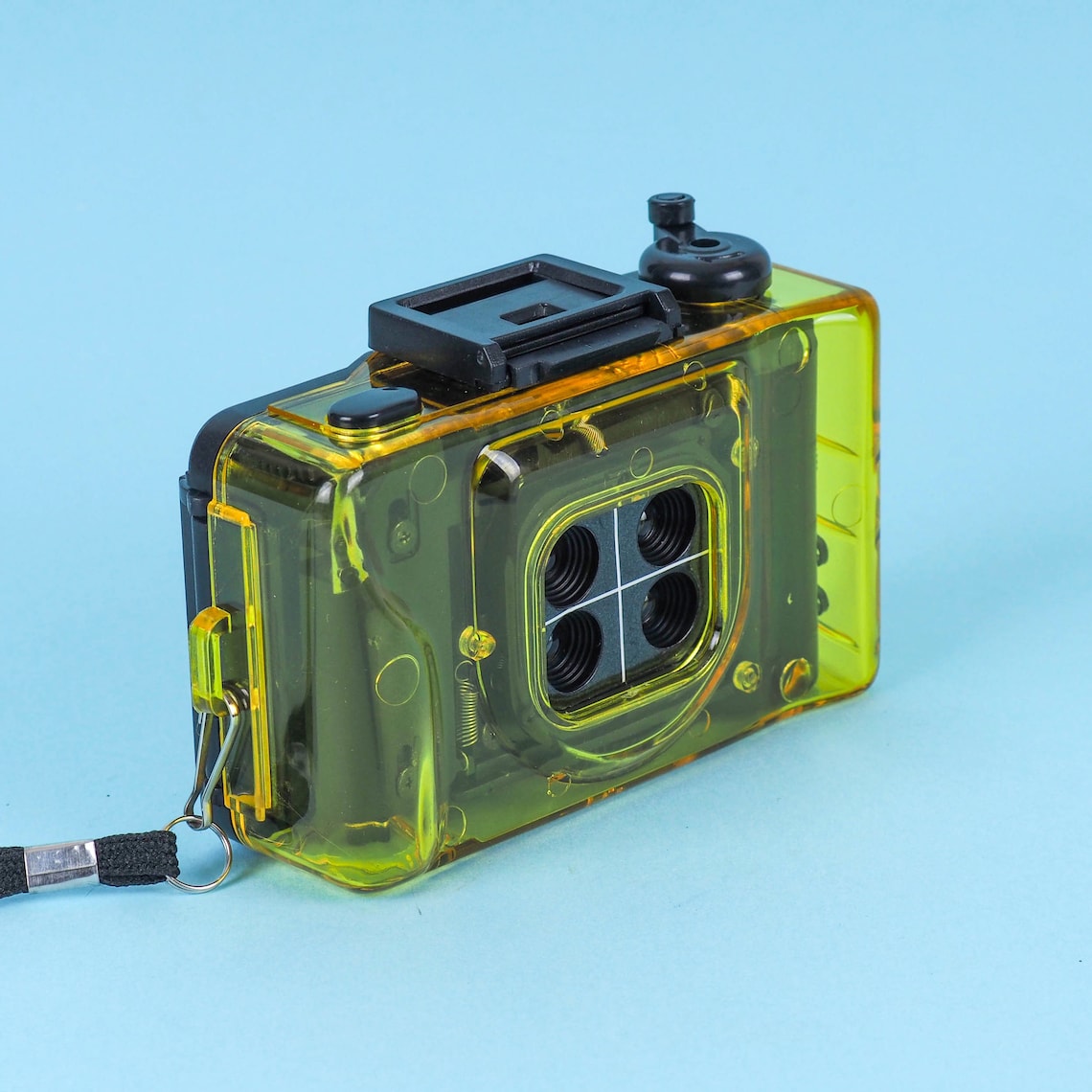 New Yellow 35mm Action Sampler Camera: Lomography 4-Lens Point & Shoot, foto 2 di 5