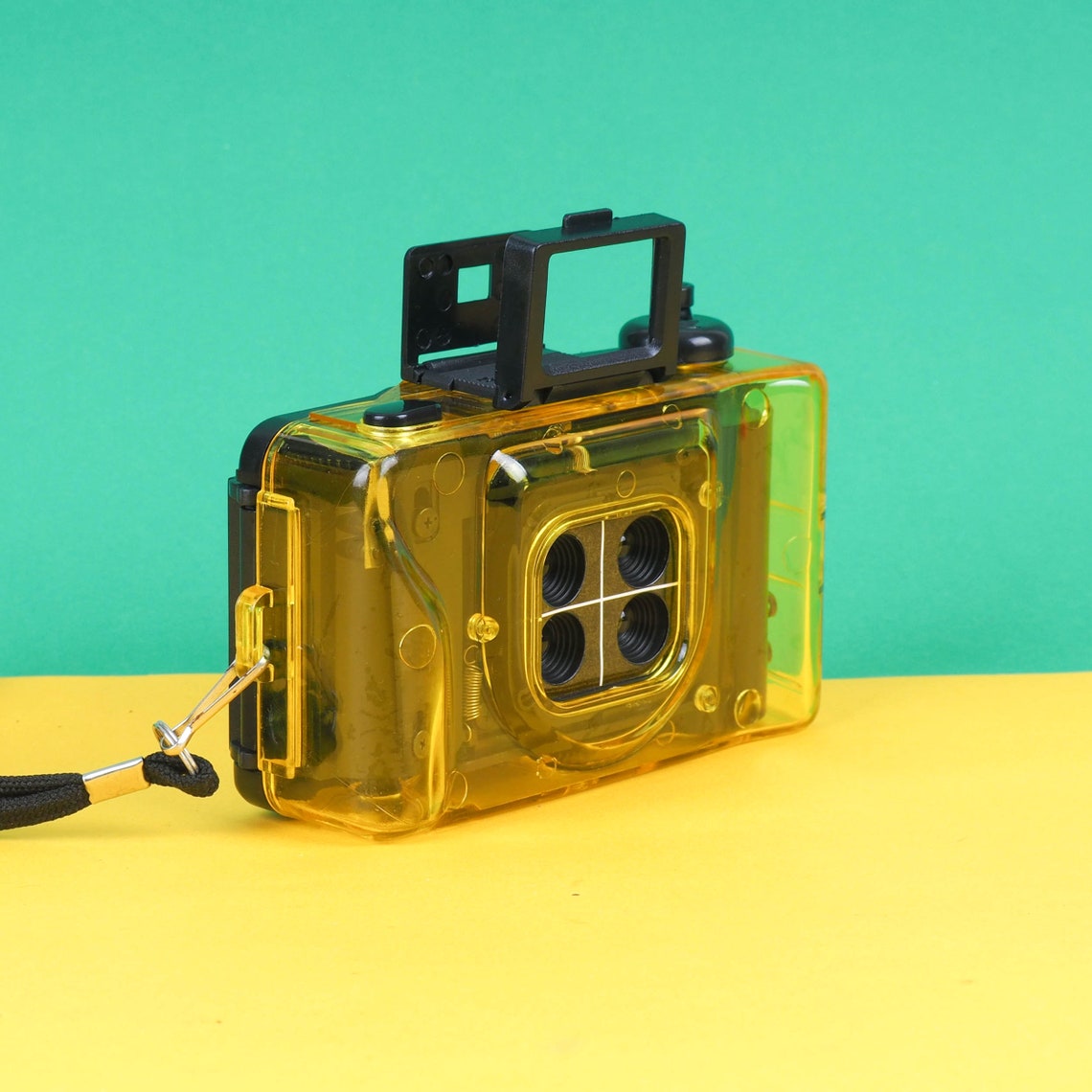 Yellow 35mm Film Camera: 4 Lens Action Cam - Lomography, foto 2 di 5
