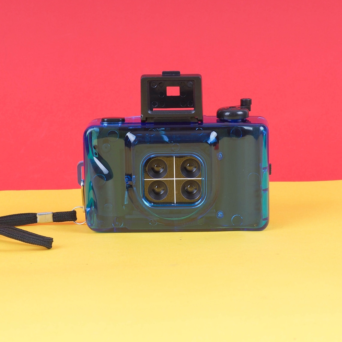P&S 35mm film camera with 4 lenses. Plastic Fantastic! Great for lomography. NEW, unused blue point and shoot camera with four lenses!, foto 2 di 5