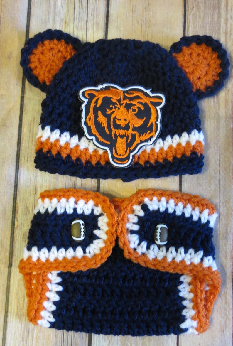 Chicago Bears Crochet Hat Diaper Cover Set, Newborn to 12 mo, photo props, NFL Bears, shower gift, NFL Football, Made to Order image 1