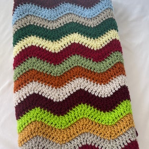 Chevron Crochet Afghan, Ripple Lap Afghan, Baby Gift, Crib Striped Blanket READY to SHIP 33x38 image 4