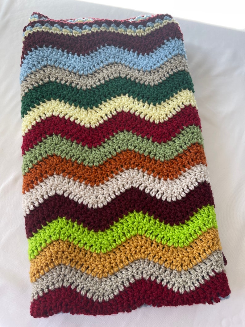 Chevron Crochet Afghan, Ripple Lap Afghan, Baby Gift, Crib Striped Blanket READY to SHIP 33x38 image 4