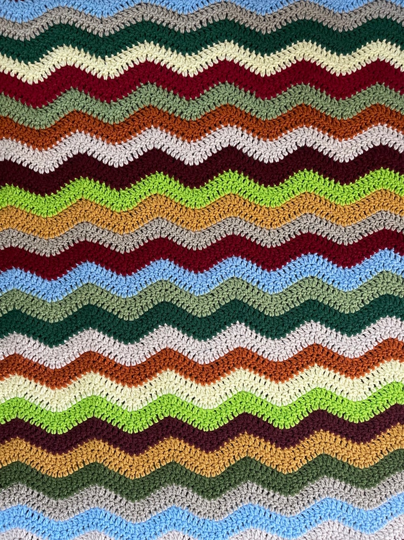 Chevron Crochet Afghan, Ripple Lap Afghan, Baby Gift, Crib Striped Blanket READY to SHIP 33x38 image 3