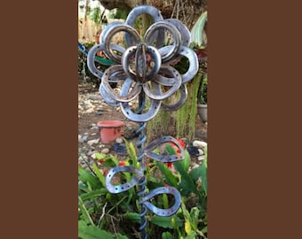 Horse Shoe - Flower Metal Sculpture, Unique Metal Art, Handmade Sculpture, Flower Metal Art, Garden Decoration, Backyard Home Decor