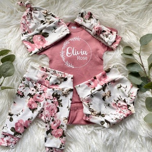 Baby girl coming home outfit, newborn take home outfit, newborn coming home outfit, newborn announcement outfit