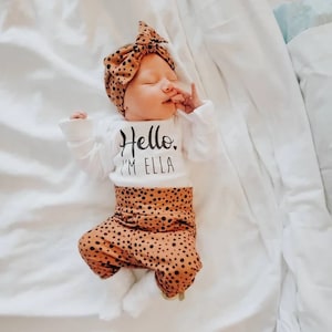 Girls Coming Home Outfit, Baby girl coming home outfit, Girls take home outfit, newborn clothing, girl clothing, baby shower gift, trendy