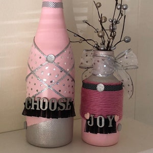 CHOOSE JOY, Custom Wine Bottles; Wine bottle set with Choose Joy theme; Wine-lover gift; Pink wine bottle set; Pink Choose Joy bottle set