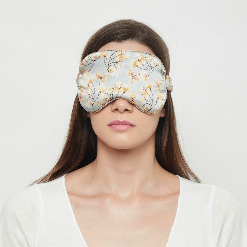 Masque de sommeil 100 % pure soie de mûrier/masque pour les yeux/couverture pour les yeux/super doux, hypoallergénique, fait main, design unique peint à la main, masque de nuit image 1