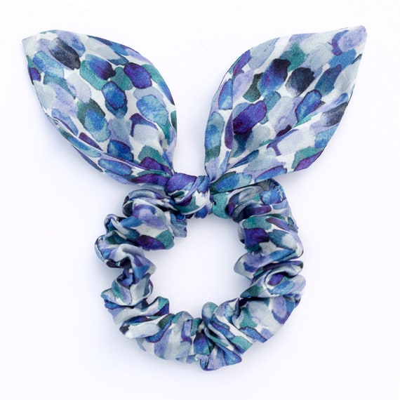 Handmade 100% silk bow hairtie srunchie Mulberry Silk Bow Scrunchie – Elegant Ribbon Hair Tie - Etsy main image 2