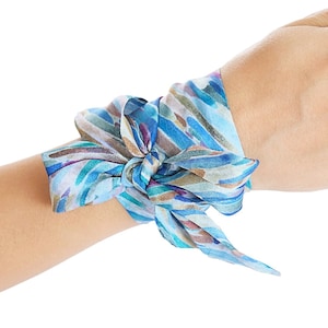 Seidenschal, dünner Schal, Damenschal, Halsschal, Handtaschenschal, Schal zum Umhängen, Geschenk für sie, handbemalt, Weihnachtsgeschenk,