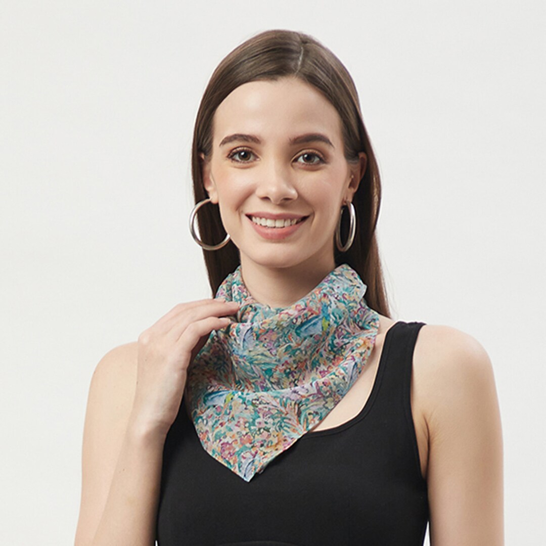 MayTree Foulard in seta colorata da donna, fazzoletto in 100% seta gelso, quadrato rami di fiori 53x53, nero, bianco, blu, beige