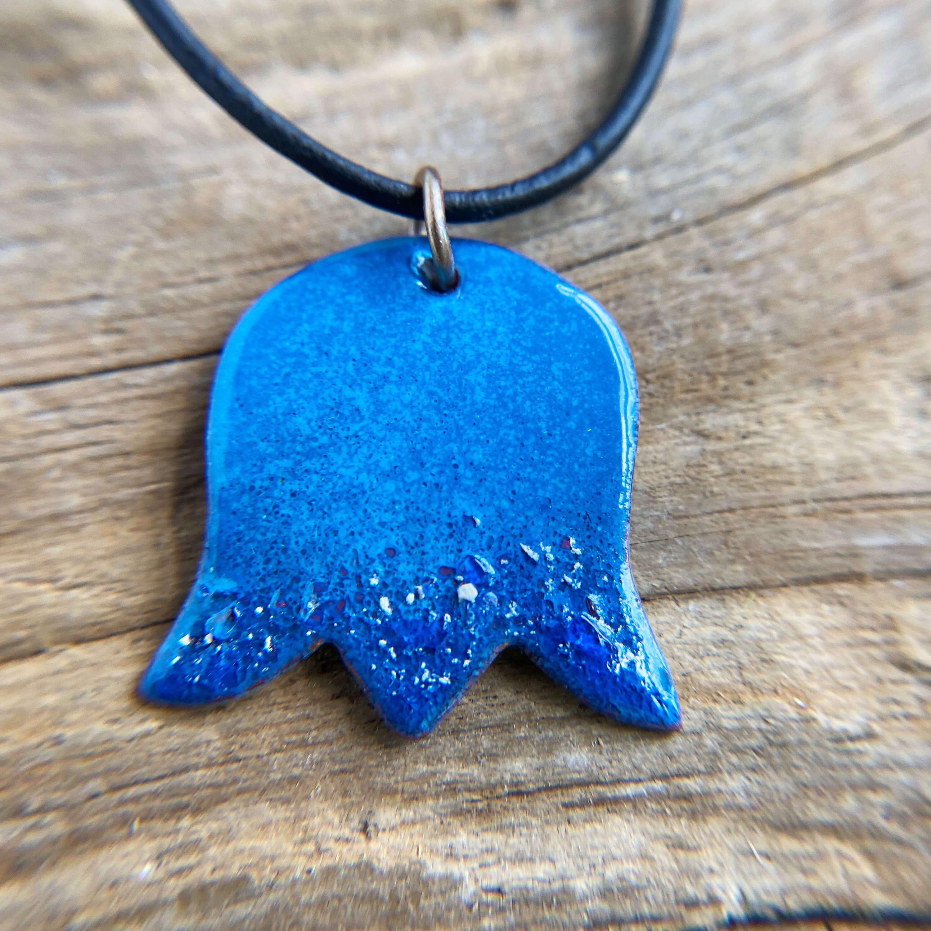 ネックレス・ペンダント Blue Enamel Flower Necklace Blue Tulip Enameled Copper Pendant Rustic Simplified Retro