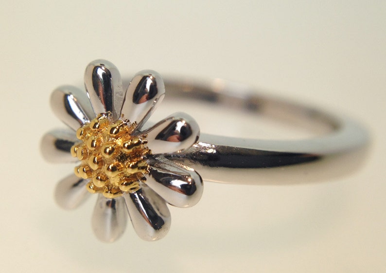 Silver Daisy Ring With Gold Plated Centre custom Sizes Etsy UK