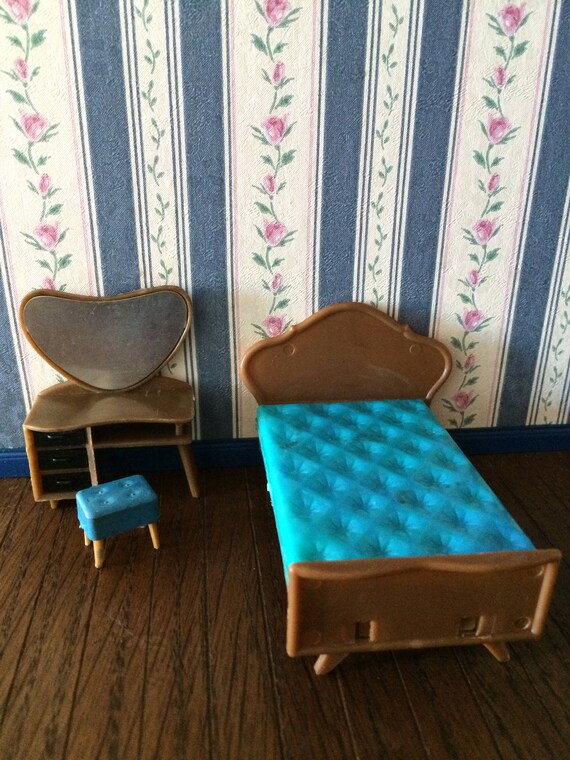 Blue Box Vintage Dolls House Bedroom Set 1960s