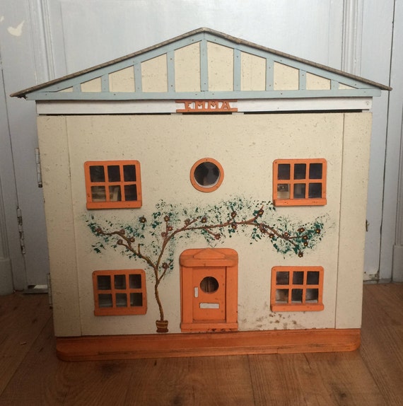hand made doll house
