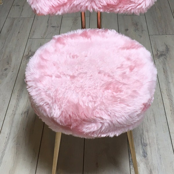 Pelfran Moumoute Chair And Matching Pouf